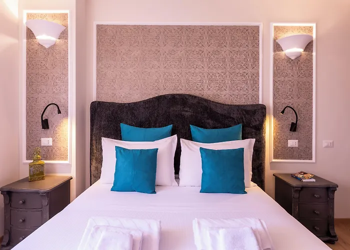 Trastevere Paper Suites Roma